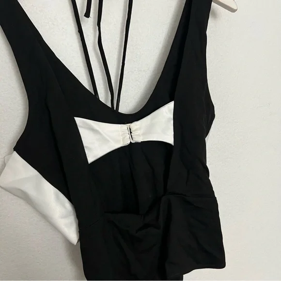 NEW Revolve NBD Cella Bodysuit Black & Ivory Bow Halter Tank Top Size Small NWT - Picture 9 of 11